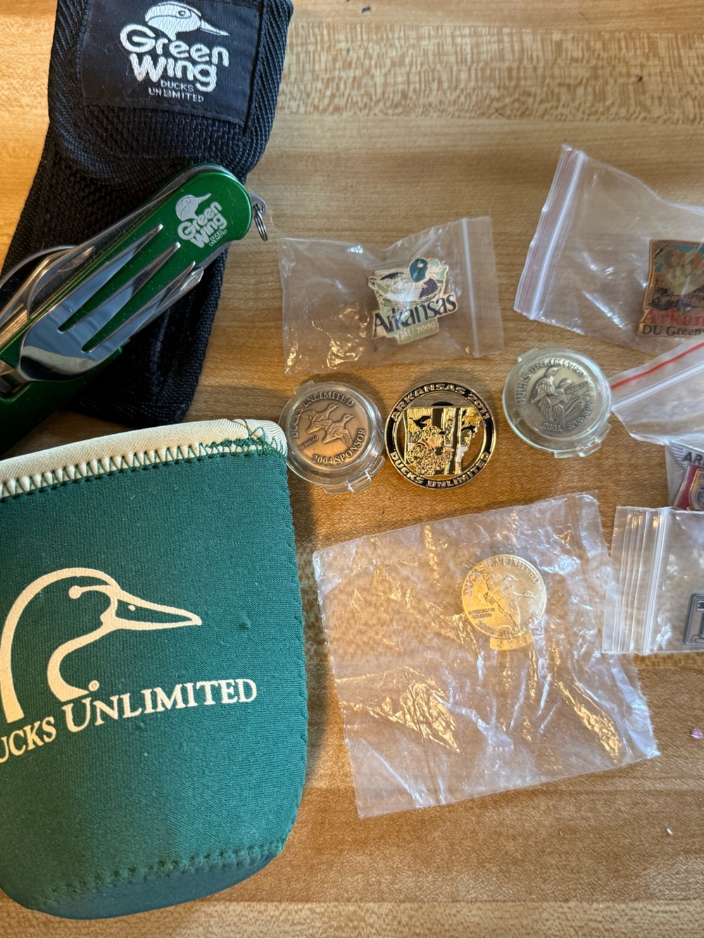 Green Wing Branded Green Multi-Tool and Ducks Unlimited Membership Pins !